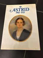Astrid, 1905-1935 boek, Collections, Maisons royales & Noblesse, Utilisé, Enlèvement ou Envoi