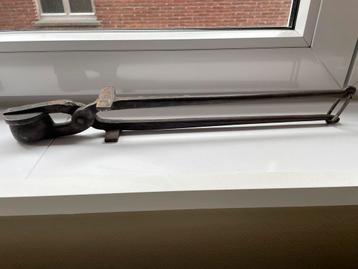 Ancien casse noix beschikbaar voor biedingen
