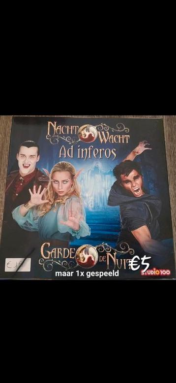Spelletjes, puzzels,  nintendo spel, muzieklicht beschikbaar voor biedingen