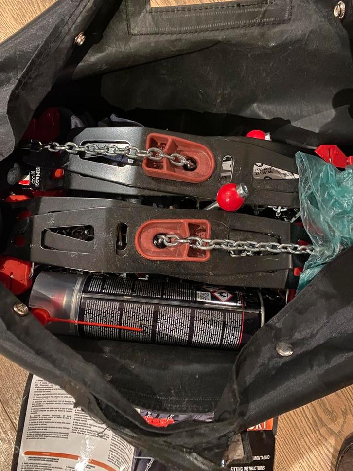 Chaînes à neige Maggi Trak Sport 215, Autos : Divers, Chaînes, Neuf, Enlèvement ou Envoi