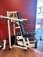 Shoulder press krachtapparaat “Technogym Isotonic”, Ophalen, Gebruikt, Krachtstation, Armen