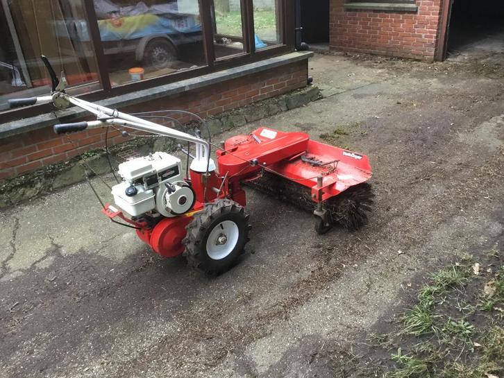 Veegmachine Tielburger, Tuin en Terras, Veegmachines, Gebruikt, Ophalen