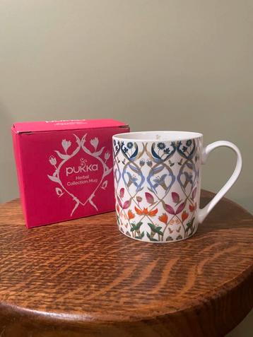 Pukka mok voor thee of koffie beschikbaar voor biedingen