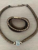 Handgemaakte korte halsketting en armband, Handtassen en Accessoires, Kettingen, Overige materialen, Gebruikt, Overige kleuren