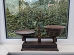 Antieke weegschaal met koperen schalen., Antiek en Kunst, Antiek | Gereedschap en Instrumenten, Ophalen