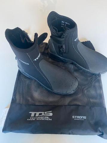 Chaussons - chaussures Néoprène 6,5 mm beschikbaar voor biedingen