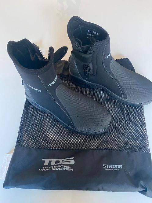 Chaussons - chaussures Néoprène 6,5 mm, Watersport en Boten, Watersportkleding, Ophalen of Verzenden