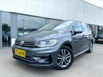 VW Touran 1.6 TDi DSG Aut. *7-PLACES * R-Line * Euro6 *, Automaat, Monovolume, Euro 6, 7 zetels
