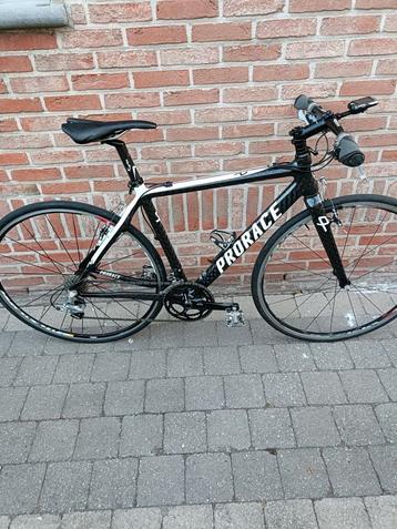 Mooie cross/gravel fiets. Maat 52 beschikbaar voor biedingen