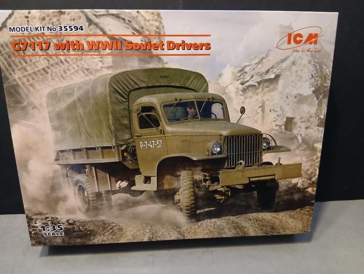 ICM (35594): G7117-truck met chauffeur uit de Tweede Wereldo, Hobby en Vrije tijd, Modelbouw | Auto's en Voertuigen, Nieuw, Truck