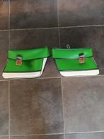 Retro lederen brommertassen, Enlèvement