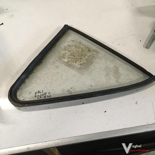 Opel Kadett C Ruit Linksachter  ( driehoek ), Auto-onderdelen, Ruiten en Toebehoren, Gebruikt, Ophalen of Verzenden