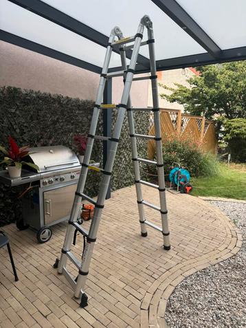 zeer stevige, bijna nieuwe uitschuifbare telescop van 5 M beschikbaar voor biedingen