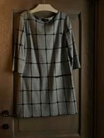 Prachtig grijs kleed van Ana Alcazar, Kleding | Dames, Ophalen of Verzenden, Zo goed als nieuw, Maat 38/40 (M), Grijs