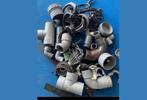 Opggelet ! Hulpstukken pvc aan een weggeef prijs., Doe-het-zelf en Bouw, Buizen en Afvoer, Ophalen, Zo goed als nieuw, PVC