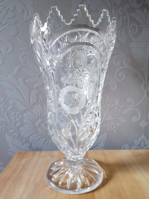 Zware kristallen vaas., Antiek en Kunst, Antiek | Glaswerk en Kristal, Ophalen of Verzenden