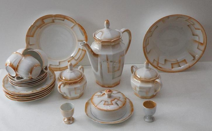 Art Deco koffieservies (48 delig), Huis en Inrichting, Keuken | Servies, Zo goed als nieuw, Compleet servies, Porselein, Ophalen