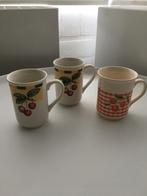 Drie mugs met kersenmotief - England - Biltons en Churchill, Overige materialen, Ophalen of Verzenden, Zo goed als nieuw, Overige stijlen