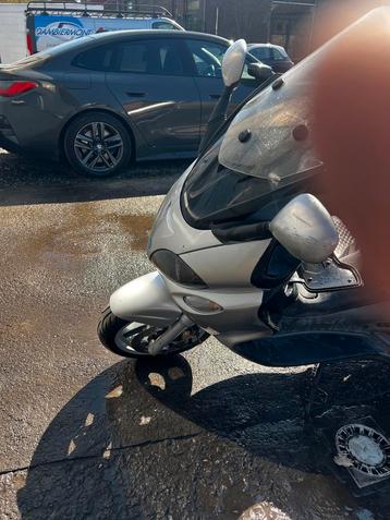 A vendre ou echanger beschikbaar voor biedingen
