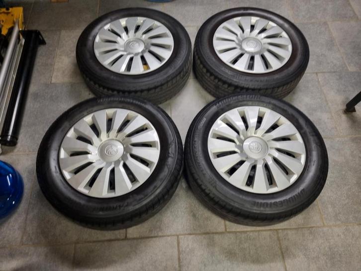 Kit été Skoda Kamiq Bridgestone 205/60R16 92H, Auto-onderdelen, Banden en Velgen, Band(en), Ophalen