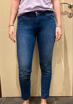 Jeans Wrangler, Blauw, W28 - W29 (confectie 36), Gedragen, Wrangler