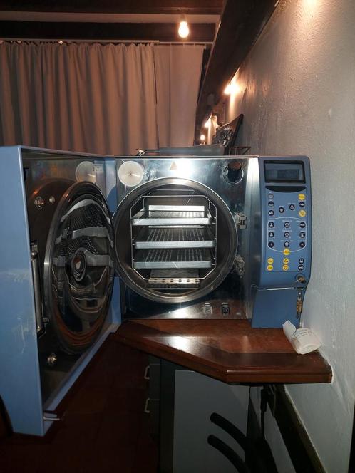 cominox dental autoclaaf + body piercing materialen, Zakelijke goederen, Overige Zakelijke goederen, Ophalen
