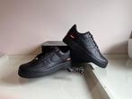 Nike Air Force 1 x Supreme “ Black “ Maat 43 en 44, Kleding | Heren, Schoenen, Zwart, Nieuw, Ophalen of Verzenden, Sneakers