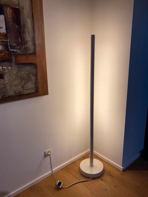 Lampe tube lampadaire design vintage, Maison & Meubles, Lampes | Lampadaires, Utilisé, 150 à 200 cm, Enlèvement