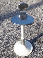 Tabouret médical, Enlèvement