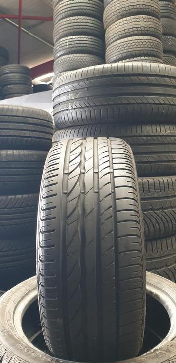 215/45R16 215 45 16 marque d'été Bridgestone.