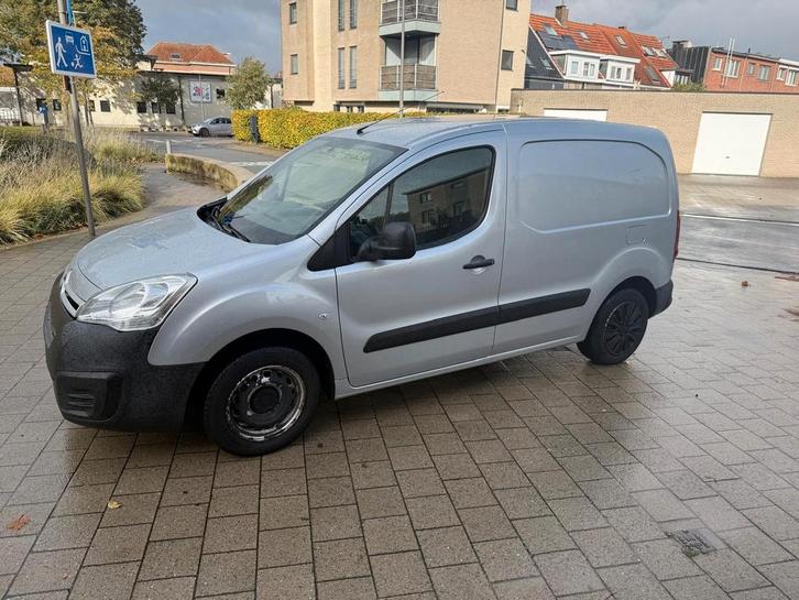CITROEN BERLINGO 1.6 HDI 2018 138000KM AC KEURING EURO6B, Auto's, Bestelwagens en Lichte vracht, Particulier, ABS, Airbags, Airconditioning