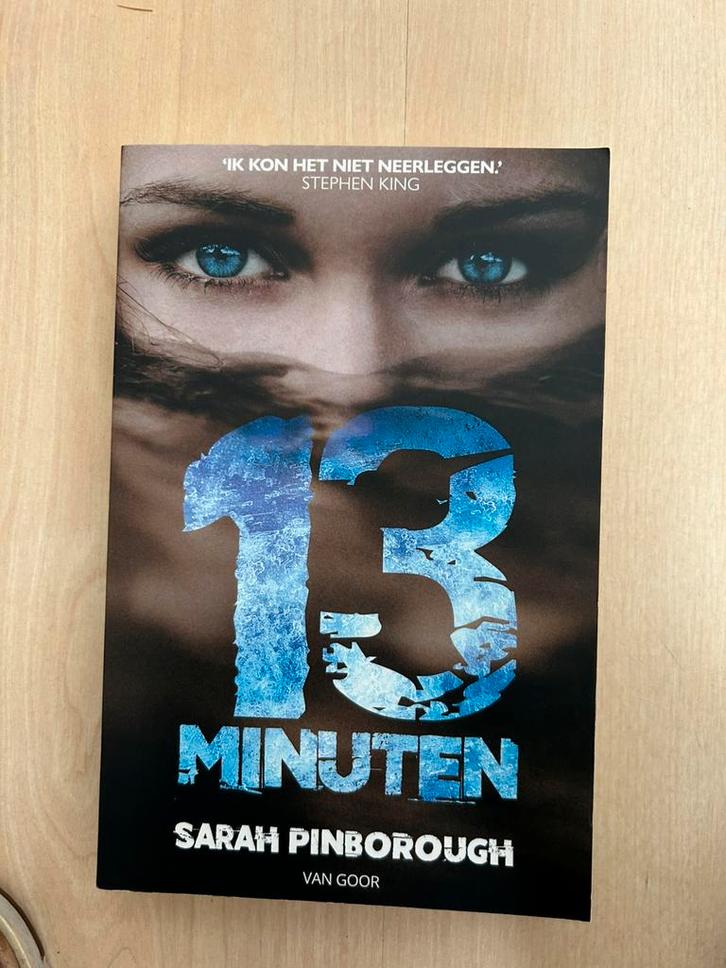 Sarah Pinborough - 13 minuten, Boeken, Thrillers, Zo goed als nieuw, Ophalen of Verzenden