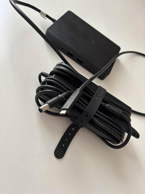 DELL-oplader en DELL WD15-dockingstation, Computers en Software, Dockingstations, Zo goed als nieuw, Ophalen