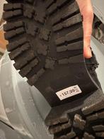 Nieuwe bootsen, Enlèvement, Neuf