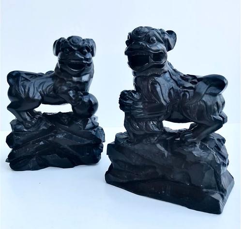 Beelden leeuwen een paar met bal en welp onder poot, Antiek en Kunst, Curiosa en Brocante, Ophalen of Verzenden