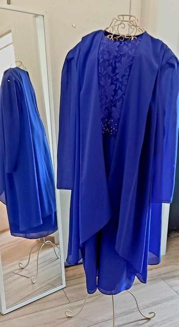 ROBE DE COCKTAIL/CEREMONIE - BLEUE - Taille 48 beschikbaar voor biedingen