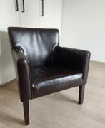 Donkerbruine kuntsleer fauteuil, Moins de 75 cm, Enlèvement, Utilisé, 50 à 75 cm