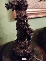 Auguste Moreau : Ramasseuse de bois à l'enfant, bronze patin, Antiquités & Art, Antiquités | Bronze & Cuivre, Bronze, Enlèvement