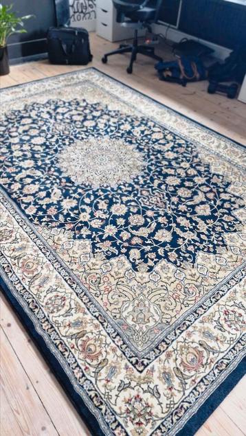 Oosters tapijt 200 x 290 cm van Osman beschikbaar voor biedingen
