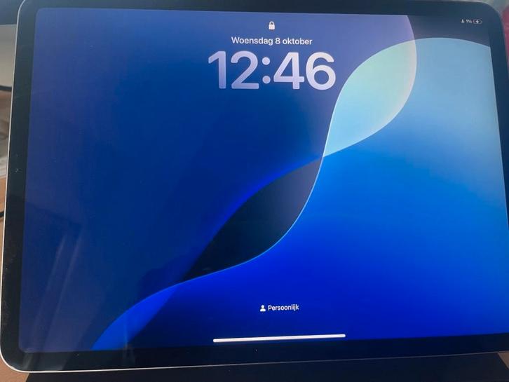 IPAD PRO 2e gen 128GB + APPLE KEYBOARD + PENCIL *NIEUWSTAAT*, Computers en Software, Apple iPads, Zo goed als nieuw, Apple iPad Pro