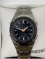 HEURE MONDIALE SEIKO SPORTURA, Comme neuf, Seiko, Argent, Montre-bracelet