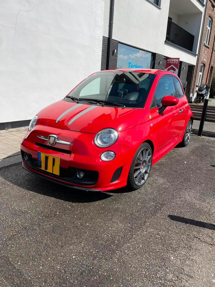 Abarth for Ferrari dealers, Auto's, Abarth, Particulier, Sportstoelen, Benzine, Handgeschakeld, Rood, Ophalen