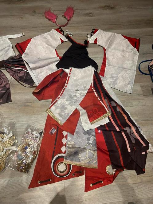 Cosplay Costume — Yae Miko van Genshin Impact, Kleding | Dames, Carnavalskleding en Feestkleding, Zo goed als nieuw, Kleding, Maat 36 (S)