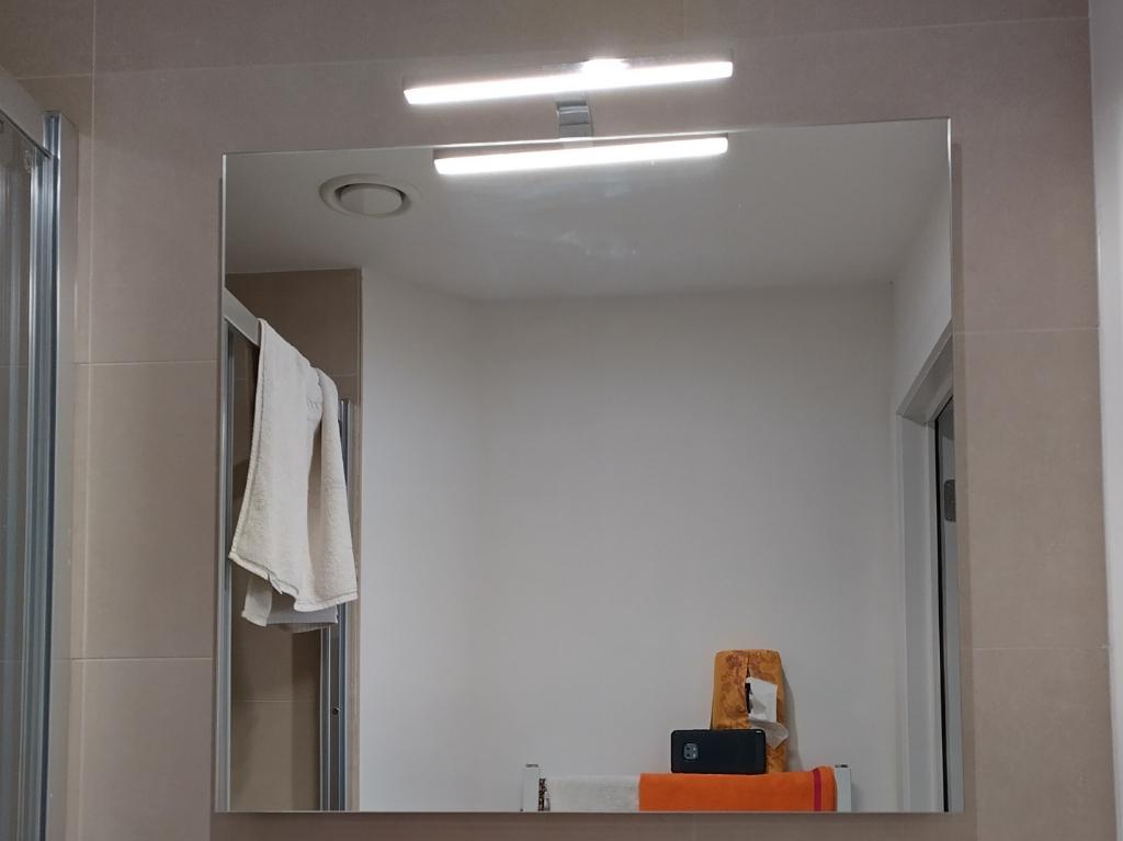 Badkamerspiegel 70 x 64, Huis en Inrichting, Badkamer | Badkamermeubels, Zo goed als nieuw, Overige typen, Minder dan 100 cm, 50 tot 100 cm