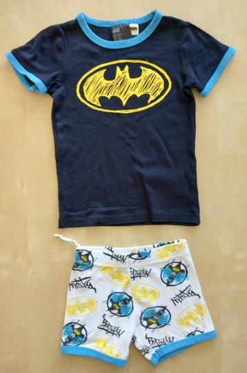 Shortama batman, maat 98/104 