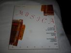 Livre MUSICA MALOU HAINE instruments de musique collection, Enlèvement