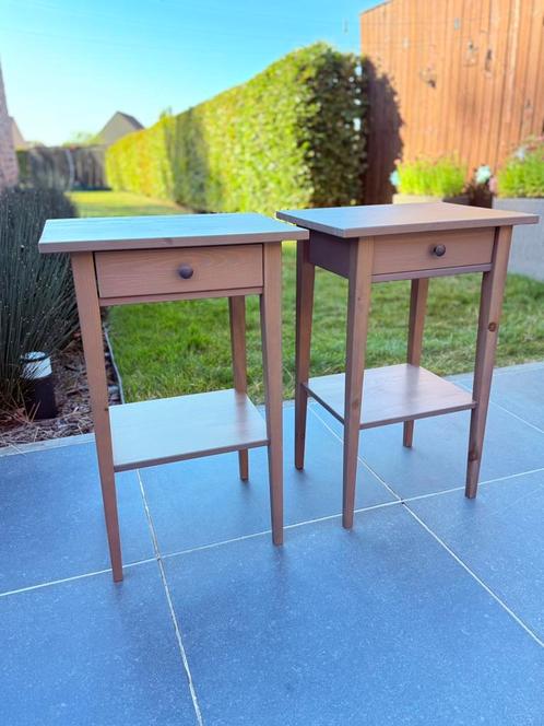 2 nachtkastjes Hemnes Ikea, Huis en Inrichting, Slaapkamer | Nachtkastjes, Zo goed als nieuw, Hout, Ophalen