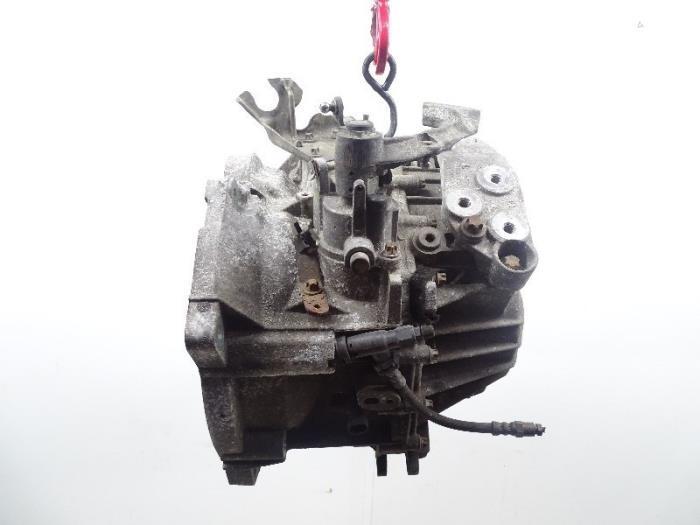 Boîte de vitesse d'un Opel Corsa, Autos : Pièces & Accessoires, Transmission & Accessoires, Opel, Utilisé, 3 mois de garantie