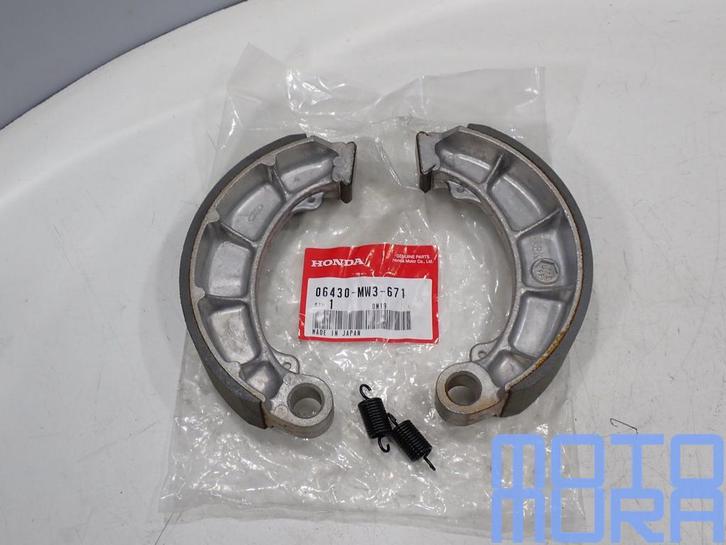 Nieuwe remschoenen Honda VT 600 Shadow 1996 - 1999 CB 500 19, Motoren, Onderdelen | Honda, Nieuw, Ophalen of Verzenden
