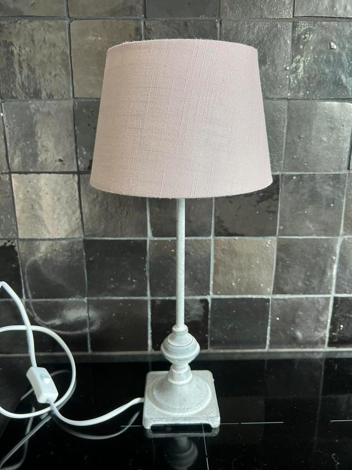 Tafellamp, inclusief kap en ballonnetje, Huis en Inrichting, Lampen | Tafellampen, Gebruikt, Minder dan 50 cm, Ophalen of Verzenden